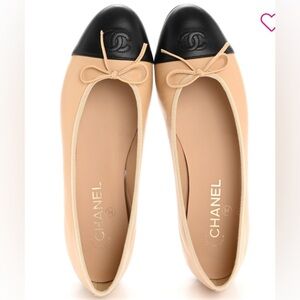 CHANEL Beige and Black Cap-Toe Ballet Flats